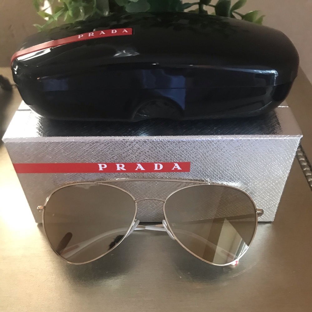 Prada Sunglasses-brand new-Never Worn